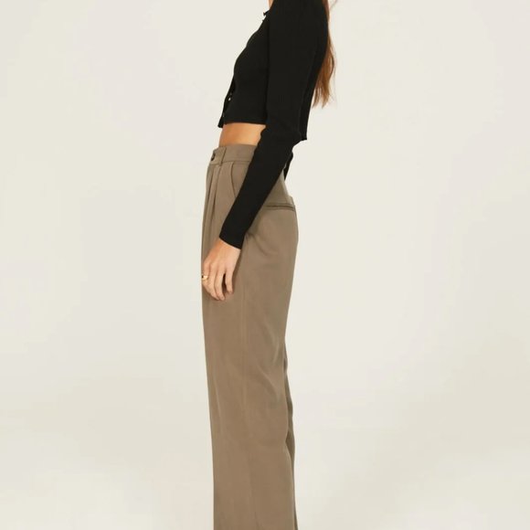 Reformation Mason Pants in Mushroom 8R - Picture 2 of 5